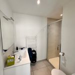 Rent 10 bedroom house of 145 m² in La