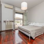 Affitto 3 camera appartamento di 143 m² in Seregno