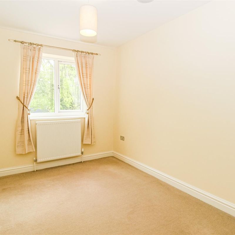 3 Bedroom Property For Rent Old Road Overton, Wakefield