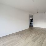 Rent 1 bedroom apartment of 91 m² in Oudergem
