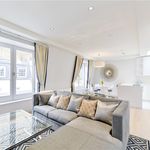 Rent 4 bedroom house of 180 m² in London
