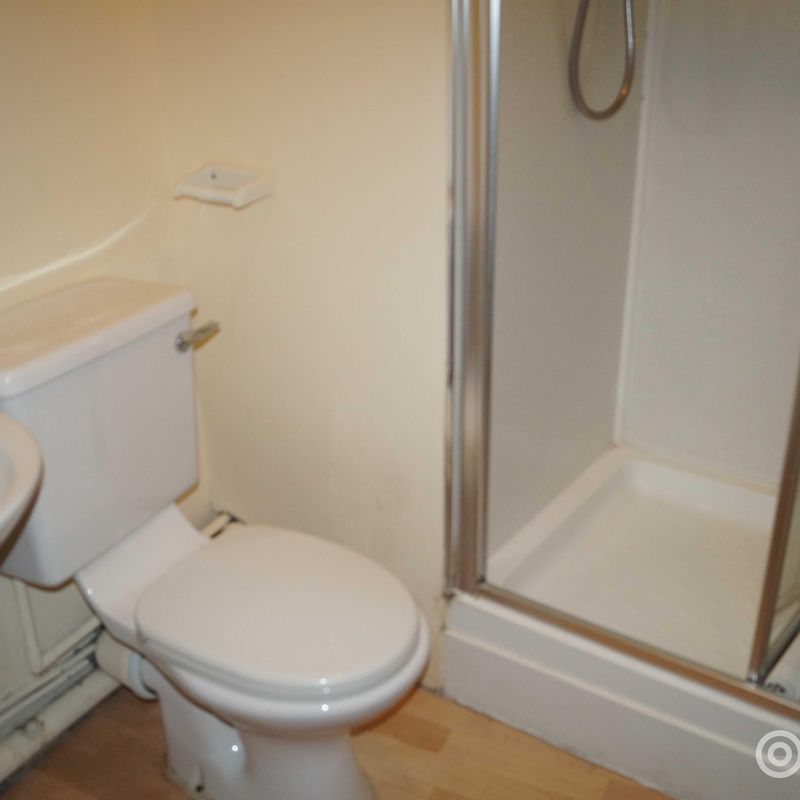 1 Bedroom Flat to Rent at Aberdeen-City, George-St, Harbour, Pittodrie, England Tiverton