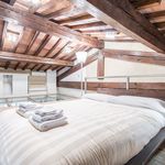 Affitto 1 camera appartamento di 120 m² in Firenze