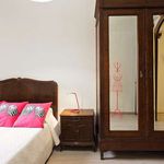 Rent 4 bedroom apartment of 150 m² in Barcelona