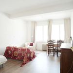 Rent a room of 75 m² in Brussels