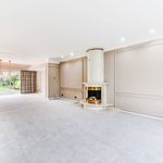 Rent 5 bedroom house of 322 m² in New Malden