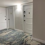 Rent 1 bedroom apartment of 52 m² in Hallandale Beach