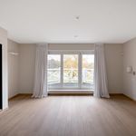 Huur 4 slaapkamer appartement van 310 m² in Kortemark