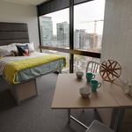 Bed in a shared bedroom, very close to the Old Port (Has a Room)