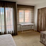 Rent 2 bedroom apartment of 153 m² in Marbella