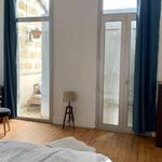 Appartement de 80 m² avec 4 chambre(s) en location à Bordeaux