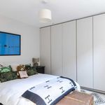 2 bedroom apartment in  Camden Town
            