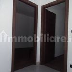 Affitto 3 camera appartamento di 68 m² in Strambino