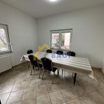 Rent 7 bedroom house of 130 m² in Pešćenica - Žitnjak