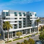 Rent 1 bedroom apartment of 61 m² in Long Beach