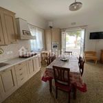 Affitto 2 camera casa di 120 m² in Ischia