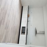 Rent 3 bedroom apartment of 85 m² in City