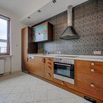 Wynajmij 4 sypialnię apartament z 140 m² w Warszawa