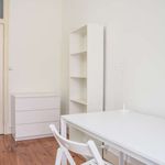 Rent a room of 120 m² in Lisboa