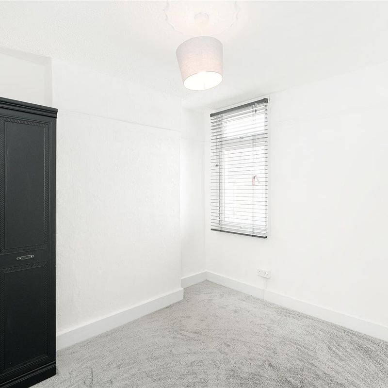 apartment for rent at Springfield Road, North Chingford, E4