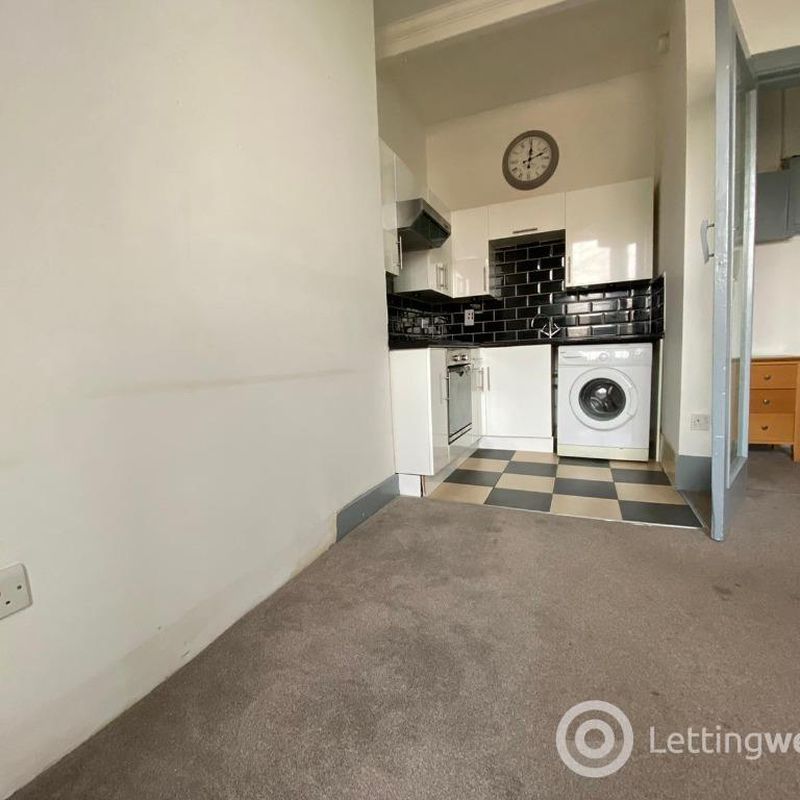 1 Bedroom Flat to Rent at Johnstone-South-Elderslie-Howwood, Paisley, Renfrewshire, England Millarston