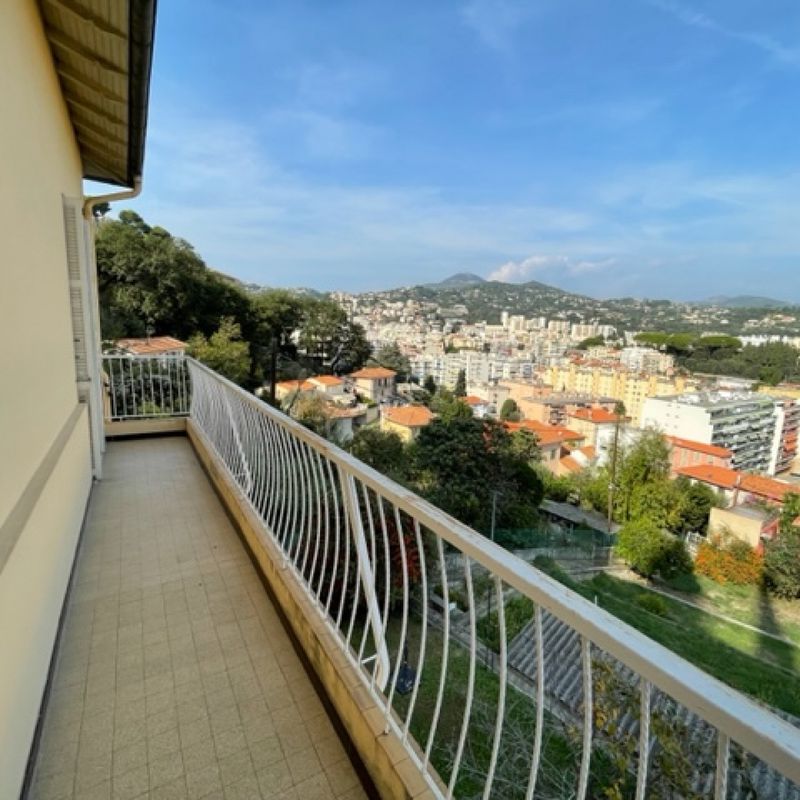 Location NICE - avenue de Cyrnos 2 pièces avec balcon et terrasse | AA Gestion