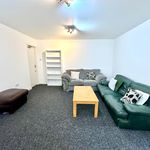 Rent 5 bedroom flat in Glasgow