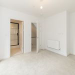 Rent 3 bedroom apartment in Reading
