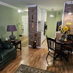Rent 1 bedroom apartment of 74 m² in Staten Island