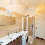 Affitto 5 camera appartamento di 140 m² in Milano