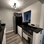 Rent 2 bedroom apartment of 1090 m² in Newburgh