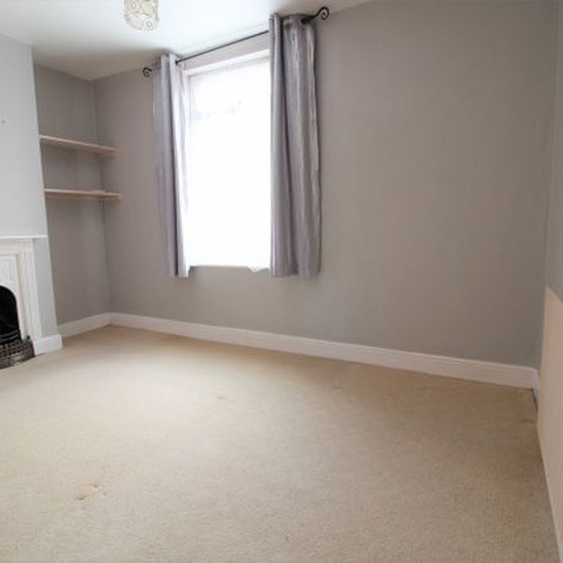 Terraced house to rent in Tower Street, Gainsborough DN21