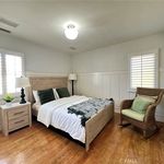 Rent 3 bedroom apartment of 113 m² in Irvine