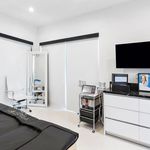 Rent 5 bedroom apartment of 376 m² in Encino