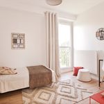 Rent 1 bedroom apartment of 10 m² in Rezé
