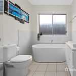 Rent 4 bedroom house in  Riverstone NSW 2765                        