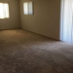 Rent 2 bedroom apartment of 88 m² in Long Beach