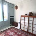 Rent 2 bedroom apartment of 76 m² in Paris