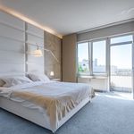Miete 3 Schlafzimmer wohnung von 200 m² in Frankfurt am Main
