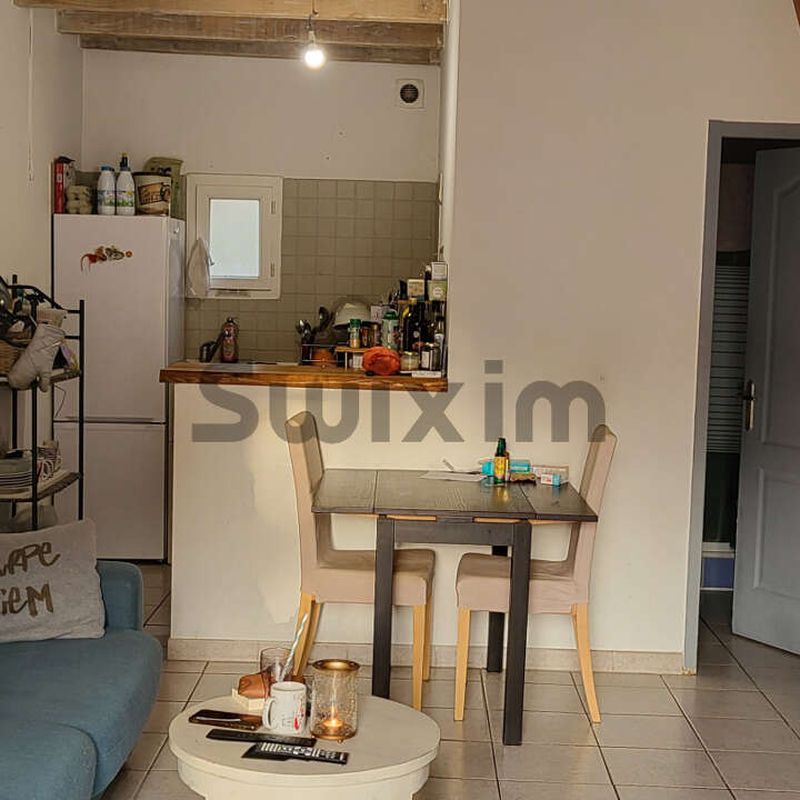 Location appartement 3 pièces 52 m² Vers-Pont-du-Gard (30210)