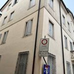 Rent 5 bedroom apartment of 220 m² in Padova