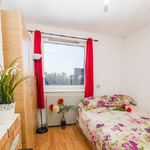 Rent a room of 50 m² in london