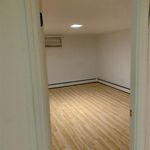 Rent 4 bedroom apartment of 2100 m² in Mamaroneck
