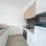 Rent 1 bedroom apartment of 63 m² in Halle