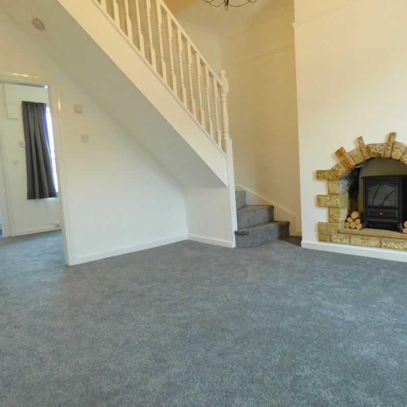2 bedroom property to let in Peel Brow, Ramsbottom - £875 pcm Fletcher Bank