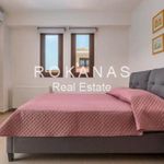 Rent 4 bedroom house of 215 m² in Glyfada