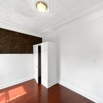 Rent 3 bedroom apartment of 176 m² in New York