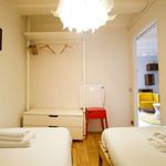Rent 2 bedroom apartment of 39 m² in Barcelona