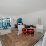 Rent 1 bedroom apartment of 900 m² in Miami Beach