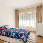 Rent 3 bedroom house of 1252 m² in Sandton